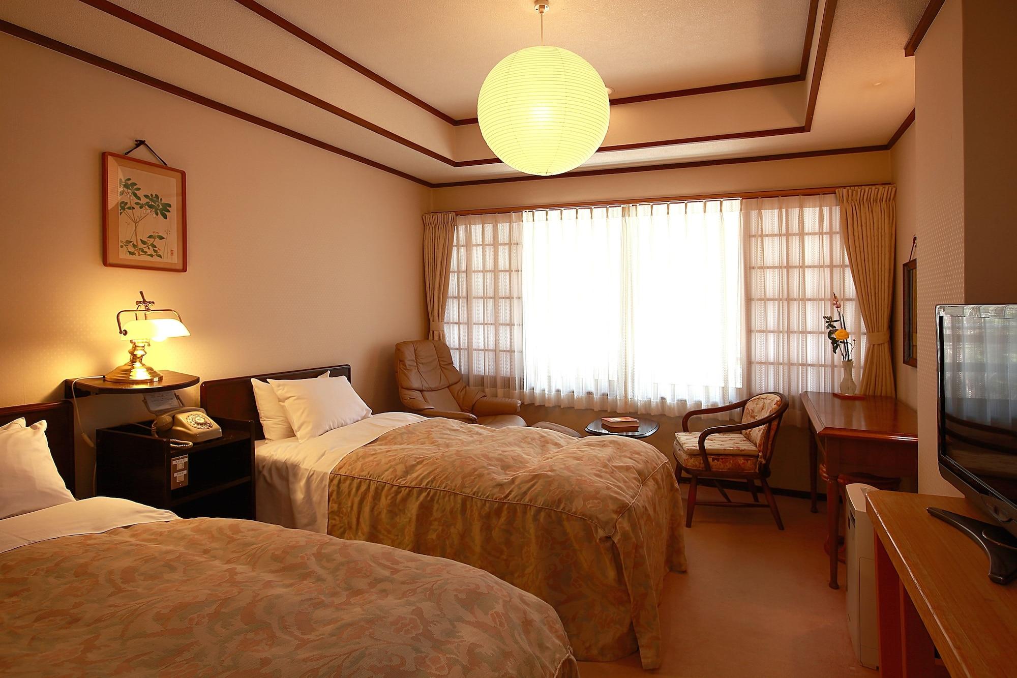 Tsuruya Ryokan Karuizawa Exterior photo