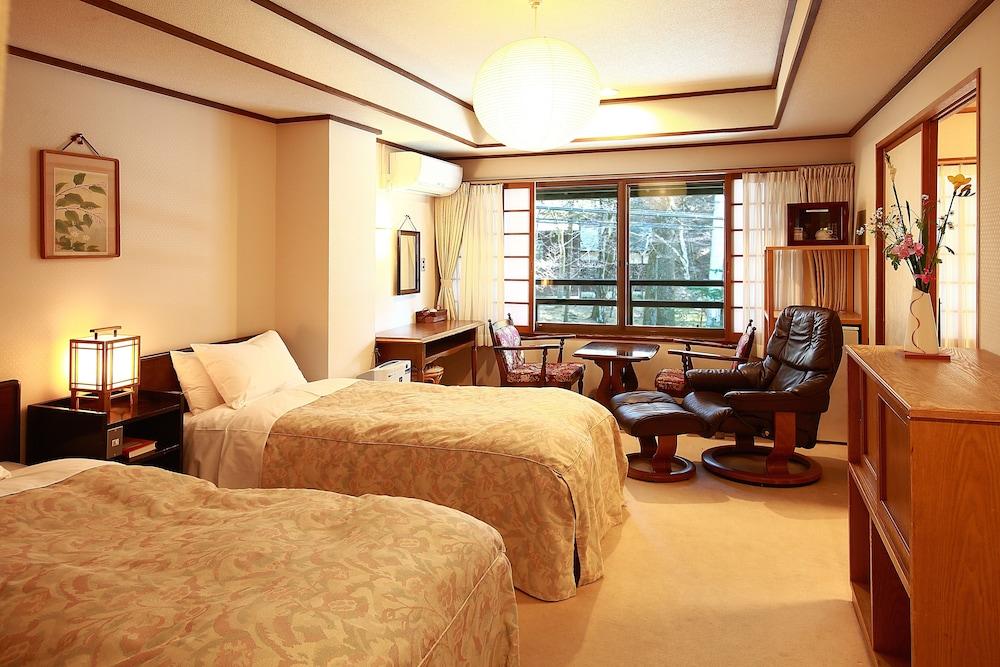 Tsuruya Ryokan Karuizawa Exterior photo